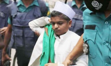 ‘শিশুবক্তা’ রফিকুলের বিরুদ্ধে সাক্ষ্য পেছাল