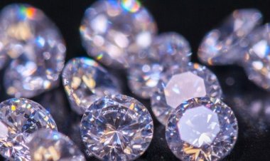 রাশিয়ার হীরার ওপর নিষেধাজ্ঞা দেবে ইউরোপীয় ইউনিয়ন