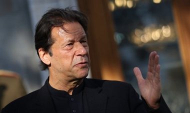 সেনাবাহিনীর মাধ্যমে পিটিআইকে নিশ্চিহ্ন করতে চায় সরকার: ইমরান খান