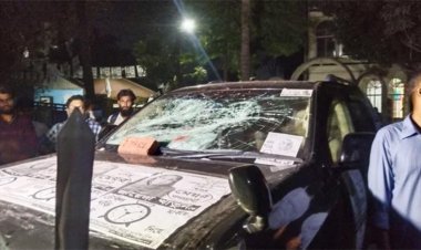 জাহাঙ্গীর ও তার মায়ের ওপর হামলা, গাড়ি ভাঙচুর