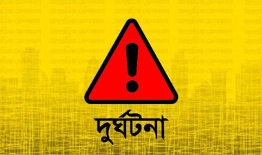 নিয়ন্ত্রণ হারিয়ে লরি নদীতে, প্রাণ গেলো পথচারীর