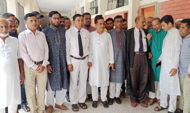 প্রধানমন্ত্রীকে হত্যার হুমকি: রাজবাড়ীতে চাঁদসহ বিএনপির পাঁচ নেতার নামে মামলা