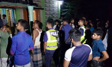 নরসিংদীতে ছাত্রদল নেতা হত্যার ঘটনায় ভাঙচুর-অগ্নিসংযোগ