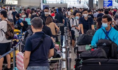 এক বছরে রেকর্ড অভিবাসন ব্রিটেনে, চাপে সুনাক