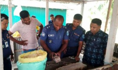 চালের বস্তায় মিলল ৩৮ লাখ টাকা