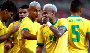চমক রেখে দল ঘোষণা ব্রাজিলের