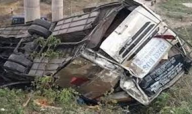 জম্মুতে ৭৫ আরোহী নিয়ে বাস খাদে, নিহত ১০