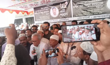 বিএনপি নেতা  জিল্লুর রহমানের পরিবারের সদস্যদের শান্তনা দেন ও সমবেদনা জানান রিজভী