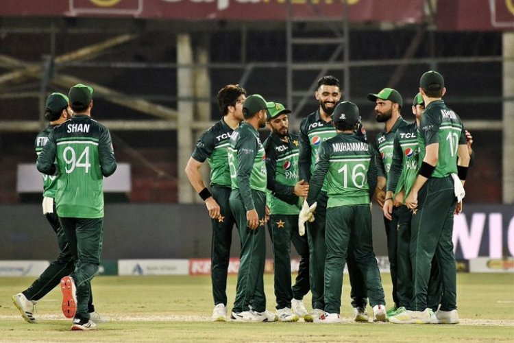 ক্রিকেটে ওয়ানডে র্যাঙ্কিংয়ের শীর্ষে পাকিস্তান