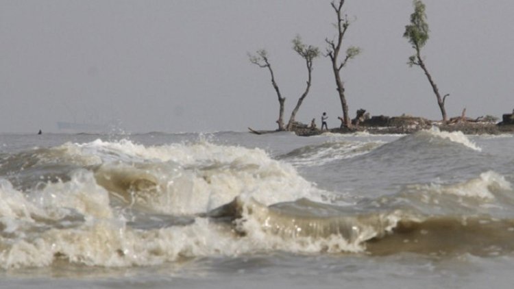 বঙ্গোপসাগরে লঘুচাপ থেকে ঘূর্ণিঝড়ের আশঙ্কা