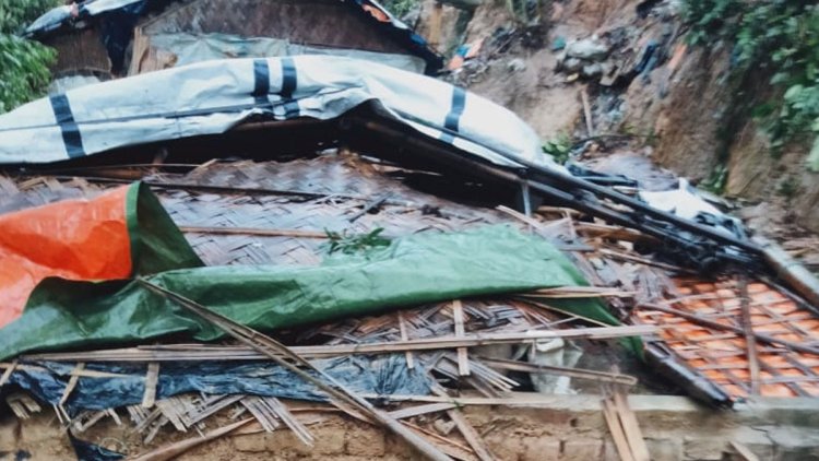 ঘূর্ণিঝড় মোখায় ভাঙল রোহিঙ্গা ক্যাম্পের ৫০০ ঘর