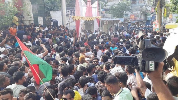 খুলনায় বিএনপির ১৩০০ নেতাকর্মীর নামে মামলা, গ্রেপ্তার ১৩