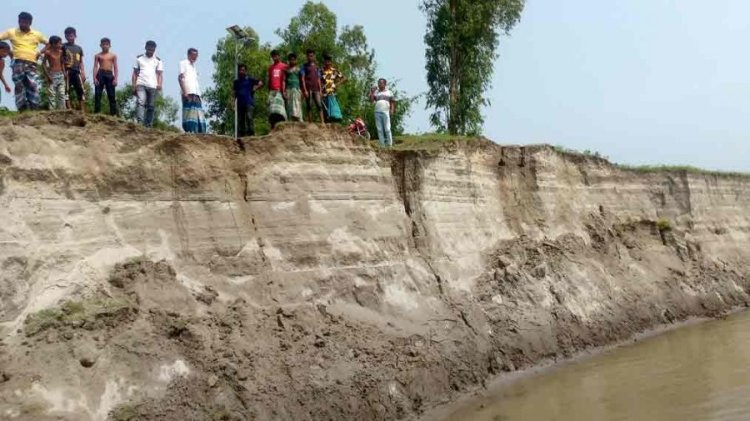 বর্ষার আগেই যমুনায় ভাঙন, আতঙ্কে চার গ্রামের মানুষ
