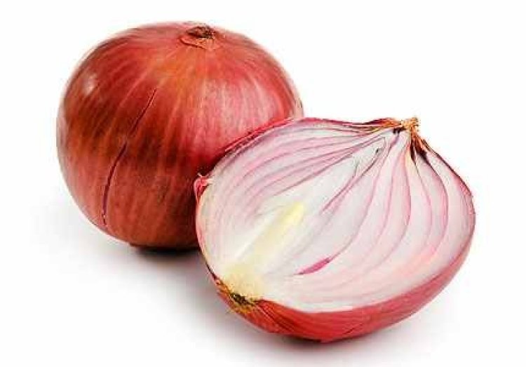 আমদানির ঘোষণাতেও কমছেনা পিয়াজের তেজ