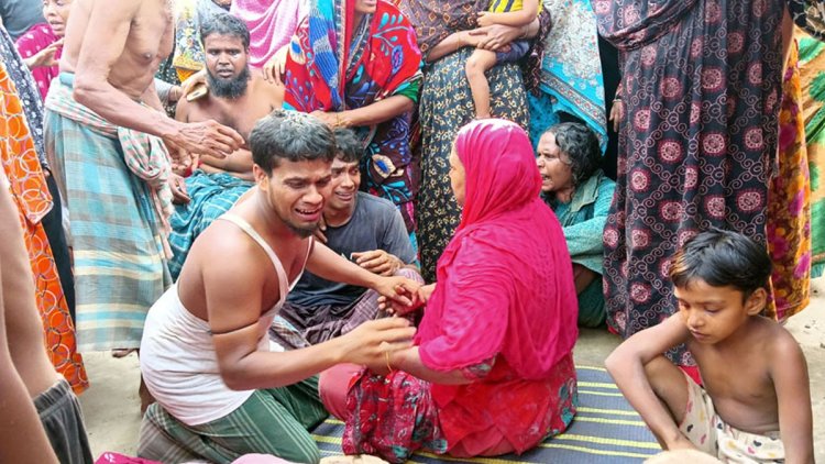 ‘হুজুরের অবহেলায় আমার ছেলের প্রাণ গেল’