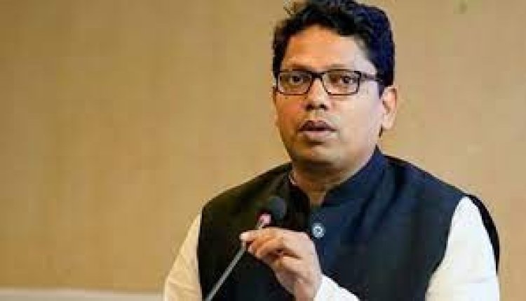 স্মার্ট বাংলাদেশ বাস্তবায়নে আত্মনির্ভরশীল হতে হবে