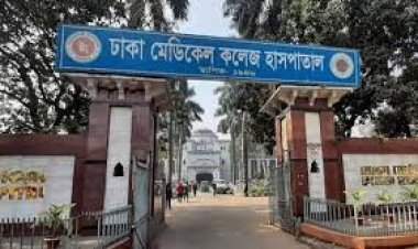 যাত্রাবাড়ীতে বাসের ধাক্কায় যুবক নিহত