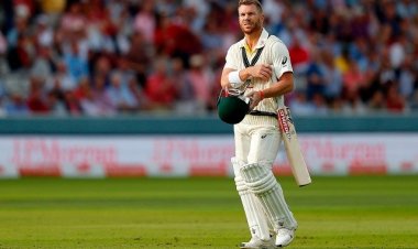 টেস্ট থেকে অবসরে যাচ্ছেন ওয়ার্নার