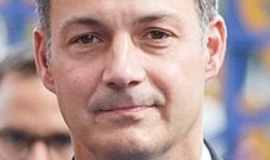 সাইকেল থেকে পড়ে জ্ঞান হারালেন বেলজিয়ামের প্রধানমন্ত্রী