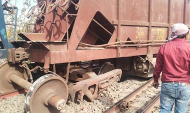 উড়িষ্যায় এবার পণ্যবাহী ট্রেন লাইনচ্যুত