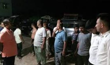 ঈশ্বরদীতে ট্রাক্টর-অটোরিকশা সংঘর্ষে প্রাণ গেলো বাবা-ছেলের