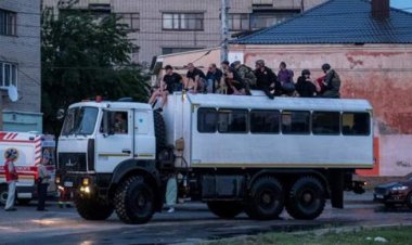 ইউক্রেনে পানির অভাবে দিন কাটাচ্ছে হাজার হাজার মানুষ