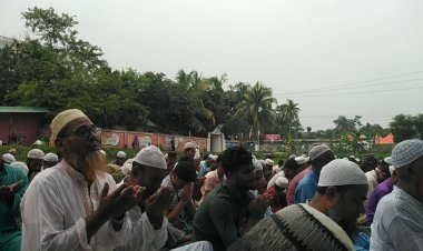 নোয়াখালীতে বৃষ্টির জন্য ইস্তিসকার নামাজ আদায়