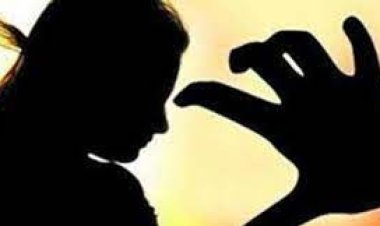 প্রধান শিক্ষকের বিরুদ্ধে ছাত্রীকে যৌন হয়রানির অভিযোগ