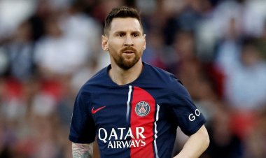 যে কারণে বার্সেলোনায় গেলেন না মেসি