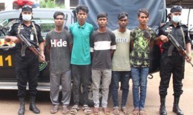 চট্টগ্রামে কিশোর গ্যাংয়ের ৫ সদস্য আটক