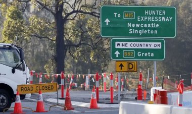 অস্ট্রেলিয়ায় গভীর রাতে দুর্ঘটনায় বিয়ের বাস, নিহত অন্তত ১০