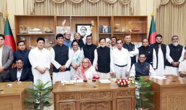 অন্য কেউ ক্ষমতায় এলে দেশ ধ্বংস হয়ে যাবে: প্রধানমন্ত্রী