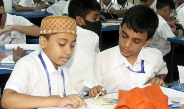 ষষ্ঠ-সপ্তম শ্রেণির নতুন কারিকুলামে পিছিয়ে পড়ছে শিক্ষার্থীরা