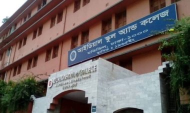 খন্দকার মুশতাককে তালাক দিলেন মতিঝিল আইডিয়ালের সেই ছাত্রী