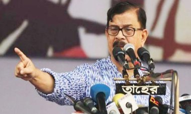 সরকার চায় না জনগণ শিক্ষিত হোক : মান্না