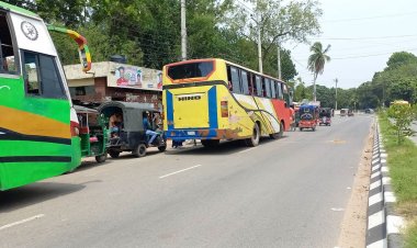 ফের রাজবাড়ী থেকে বাস চলাচল বন্ধ
