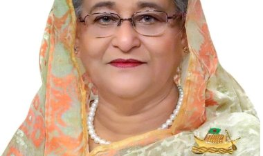 কারো খবরদারির কাছে নতজানু হব না : প্রধানমন্ত্রী