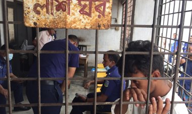 ধর্ষনে ব‍্যর্থ হয়ে বাস থেকে ফেলে দেওয়া সেই গার্মেন্টসকর্মীর মৃত্যু