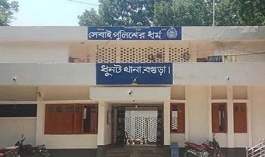 ঘরে ঢুকে গৃহবধূর শ্লীলতাহানি, ধরা পড়ে নগ্ন অবস্থায় পালালেন যুবক