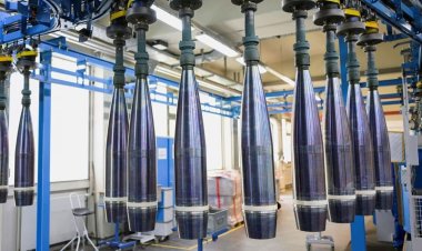 ইউক্রেনকে পাঠাতে গিয়ে কামানের গোলা সংকটে জার্মানি