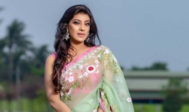 ১৯৮৯-এ শুরু, ৩৪ বছর ধরে শীর্ষে মৌ
