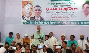 মুমূর্ষু অবস্থায় দিন কাটাচ্ছেন খালেদা জিয়া: রিজভী