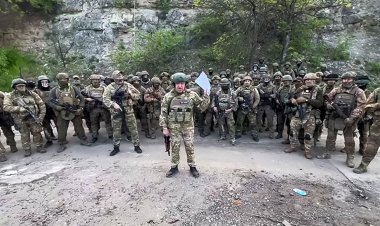 রাশিয়ার সামরিক নেতৃত্বকে উৎখাত করে তবেই তিনি মরবেন, হুমকি ওয়াগনার প্রধানের