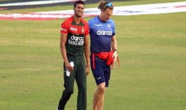 অসুস্থ স্ত্রীর পাশে থাকতে চাকরি ছাড়লেন বিসিবির রিহ্যাব প্রধান