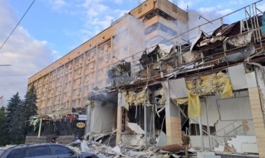 ইউক্রেনের রেস্তোরাঁয় ক্ষেপণাস্ত্র হামলায় নিহত অন্তত ৮