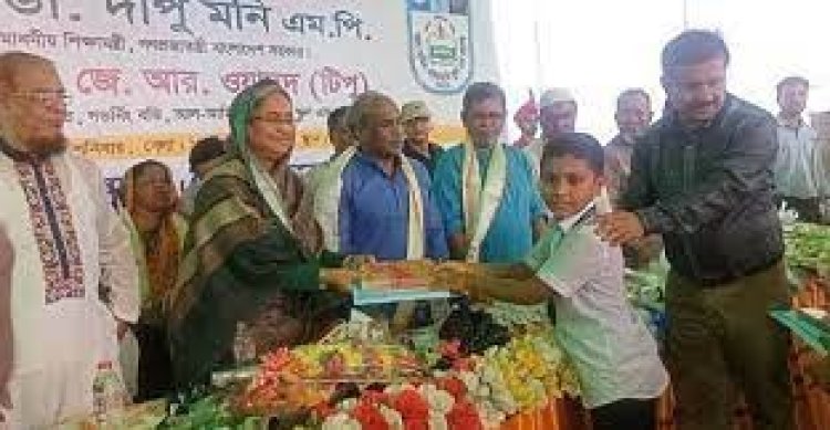 বলপয়েন্টের দাম না বাড়ানোর প্রস্তাব করা হবে: শিক্ষামন্ত্রী