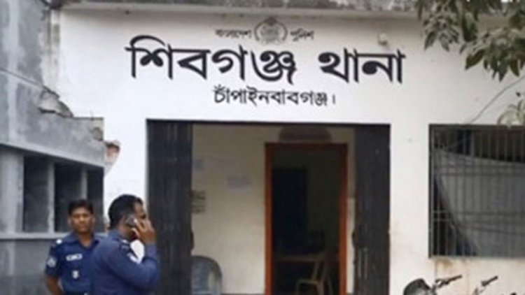 সড়কে প্রাণ গেল ছেলের, পা হারিয়ে হাসপাতালে মা