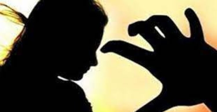 প্রধান শিক্ষকের বিরুদ্ধে ছাত্রীকে যৌন হয়রানির অভিযোগ