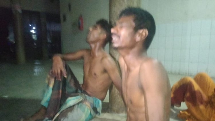 সন্ধ্যায় হুমকি, মধ্যরাতে ব্যবসায়ীকে কুপিয়ে হত্যা
