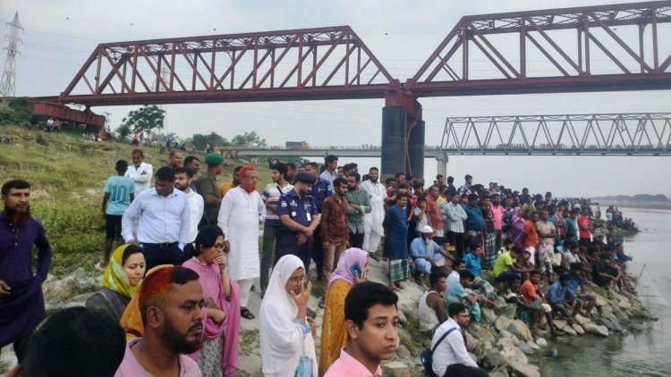 গড়াই নদীতে গোসলে নেমে ঢাবি শিক্ষার্থী নিখোঁজ